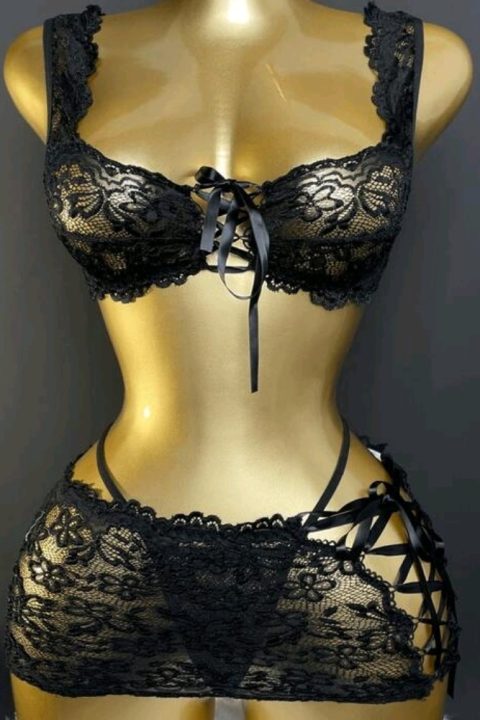 The Scarlet Whisper 2